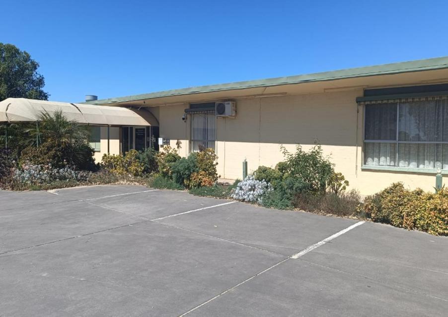 Lazy River Motor Inn Swan Hill Exterior foto
